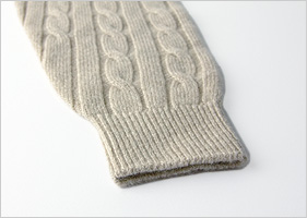 カシミヤハーフジップアップセーター