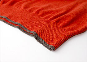 カシミヤハーフジップアップセーター