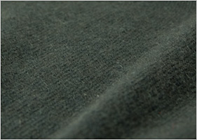 カシミヤVネックセーター