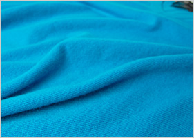 カシミヤVネックセーター/スカイブルー