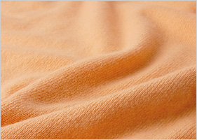 カシミヤタートルネックセーター